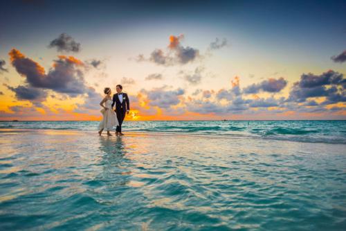Egzotikus tengerparti esküvő a világ egyik legszebb szigetén